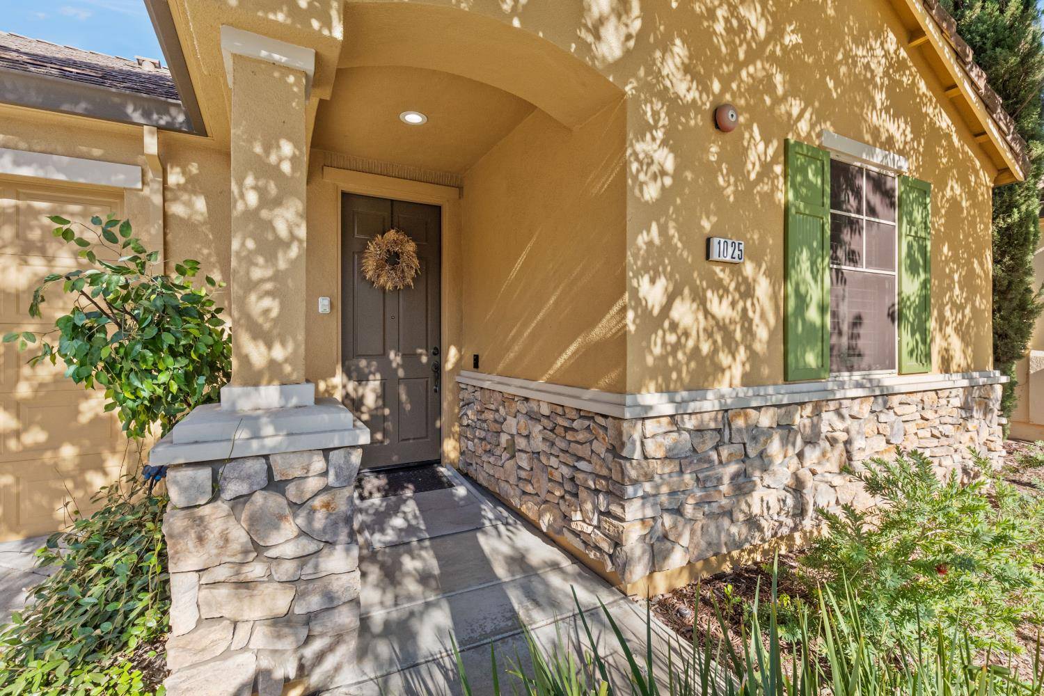 Roseville, CA 95747,1025 Cabris LN