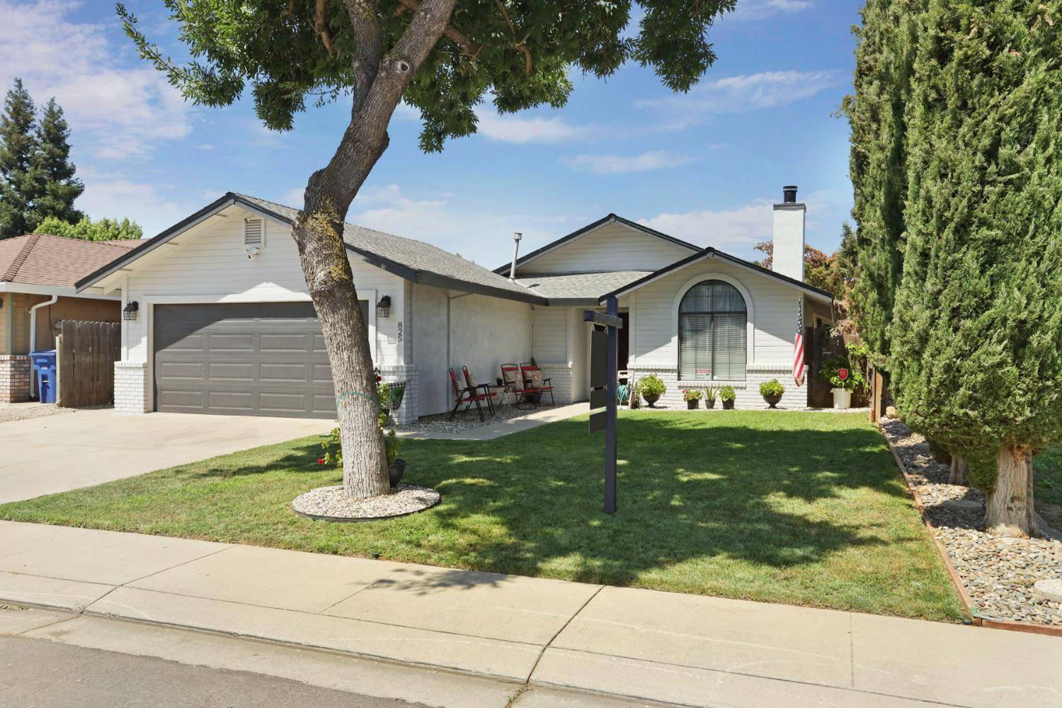 Modesto, CA 95358,825 Deer Park DR