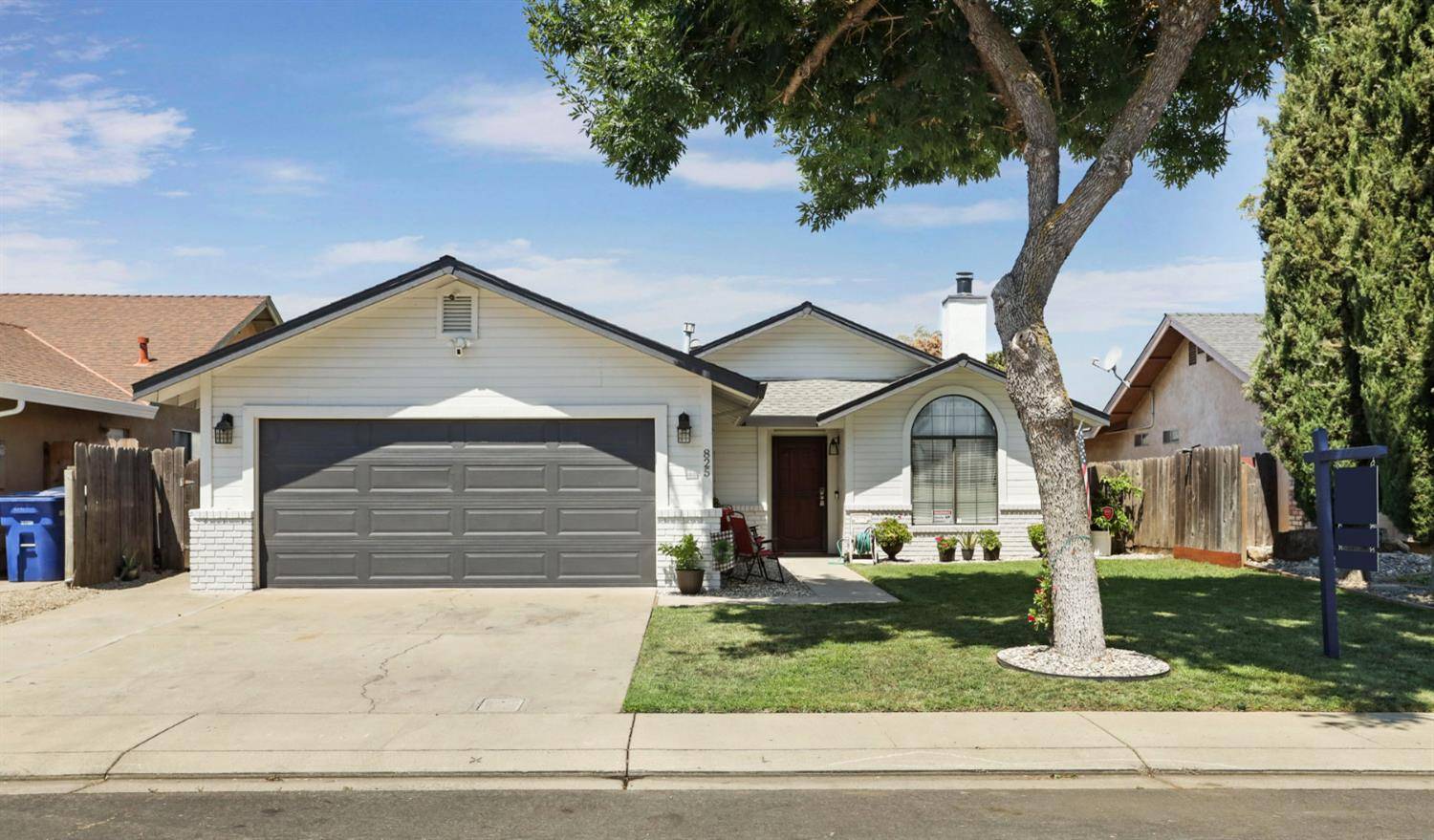 Modesto, CA 95358,825 Deer Park DR