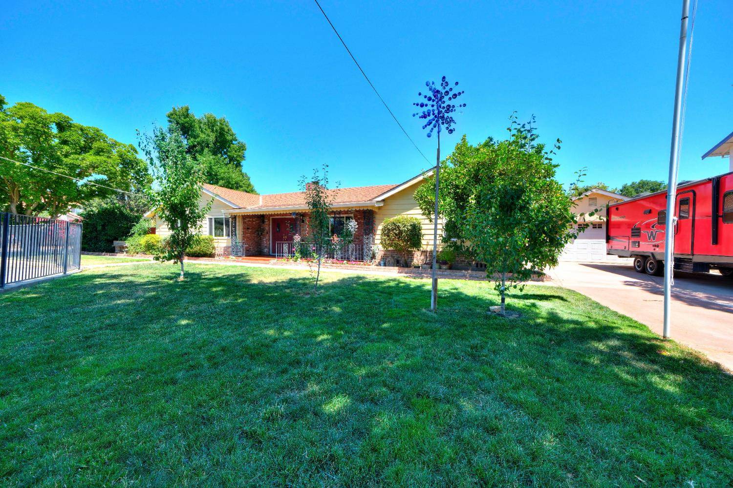 Modesto, CA 95358,1717 Kansas AVE