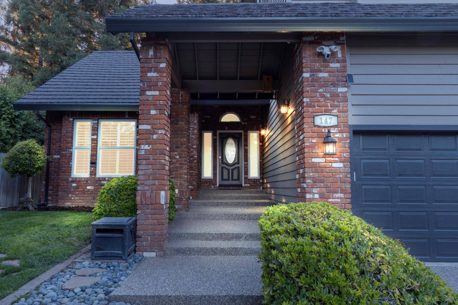 Folsom, CA 95630,147 American River Canyon DR