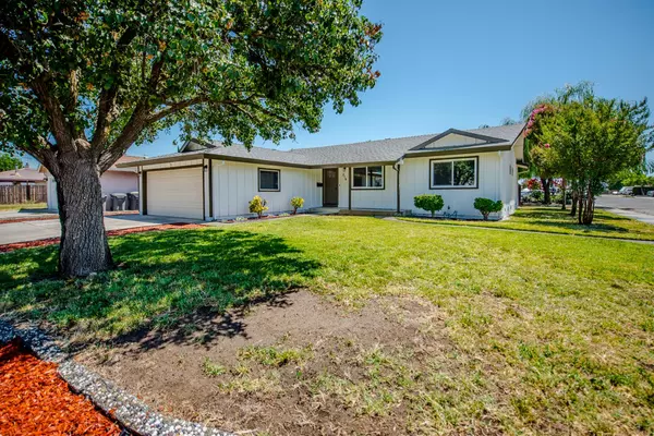 Woodland, CA 95695,216 Hacienda LN