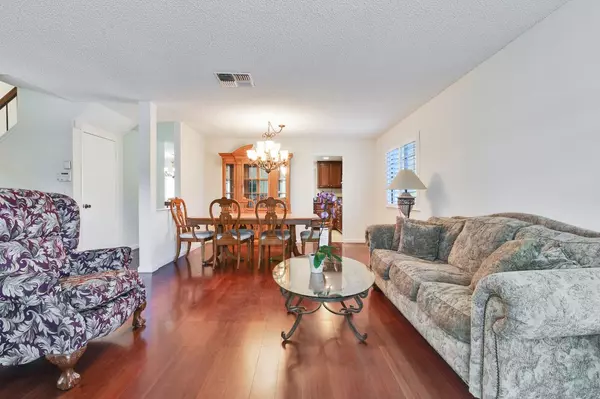 Sacramento, CA 95833,2834 Azevedo DR