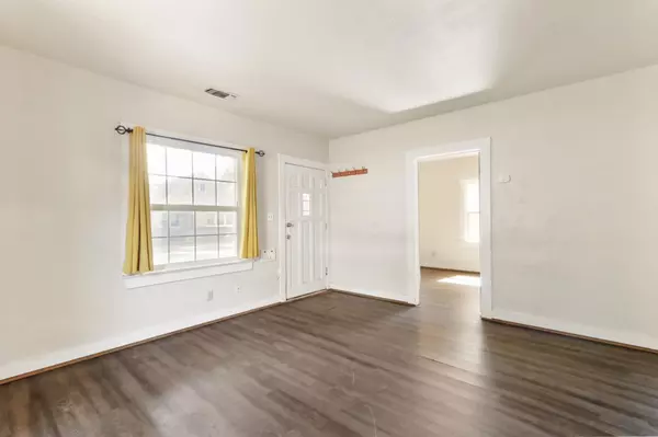 Sacramento, CA 95816,3132 B ST