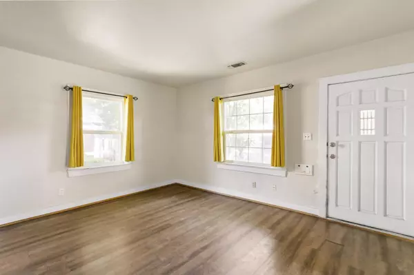 Sacramento, CA 95816,3132 B ST