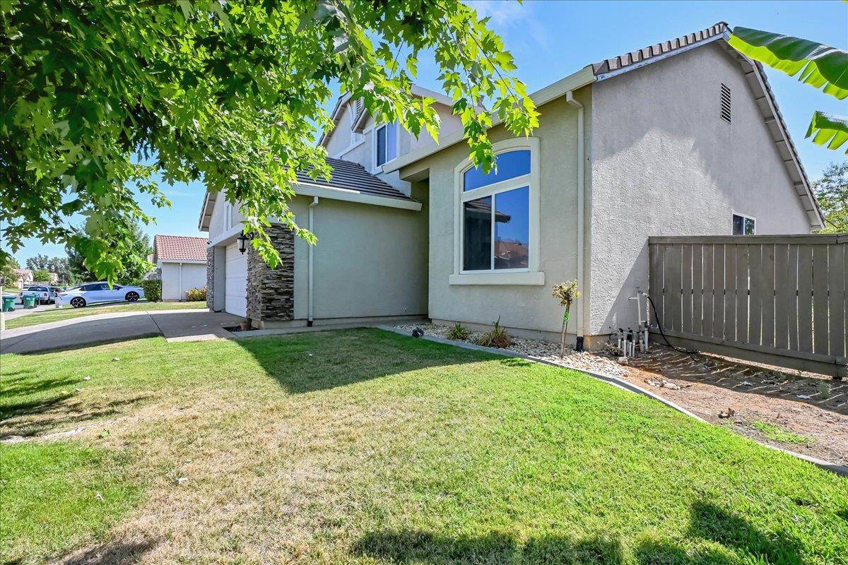 Gridley, CA 95948,1860 Nevada ST