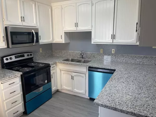 Ceres, CA 95307,1649 Moffett RD