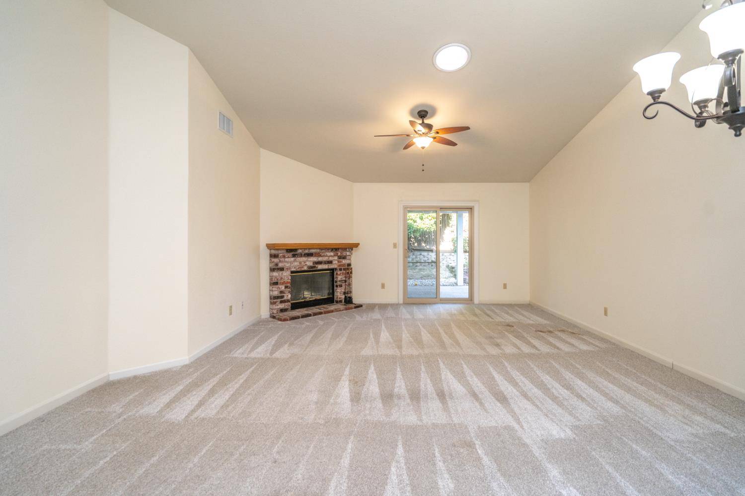 Roseville, CA 95678,209 Windward WAY