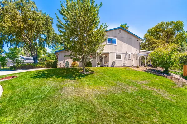 Loomis, CA 95650,4013 Quarry CT