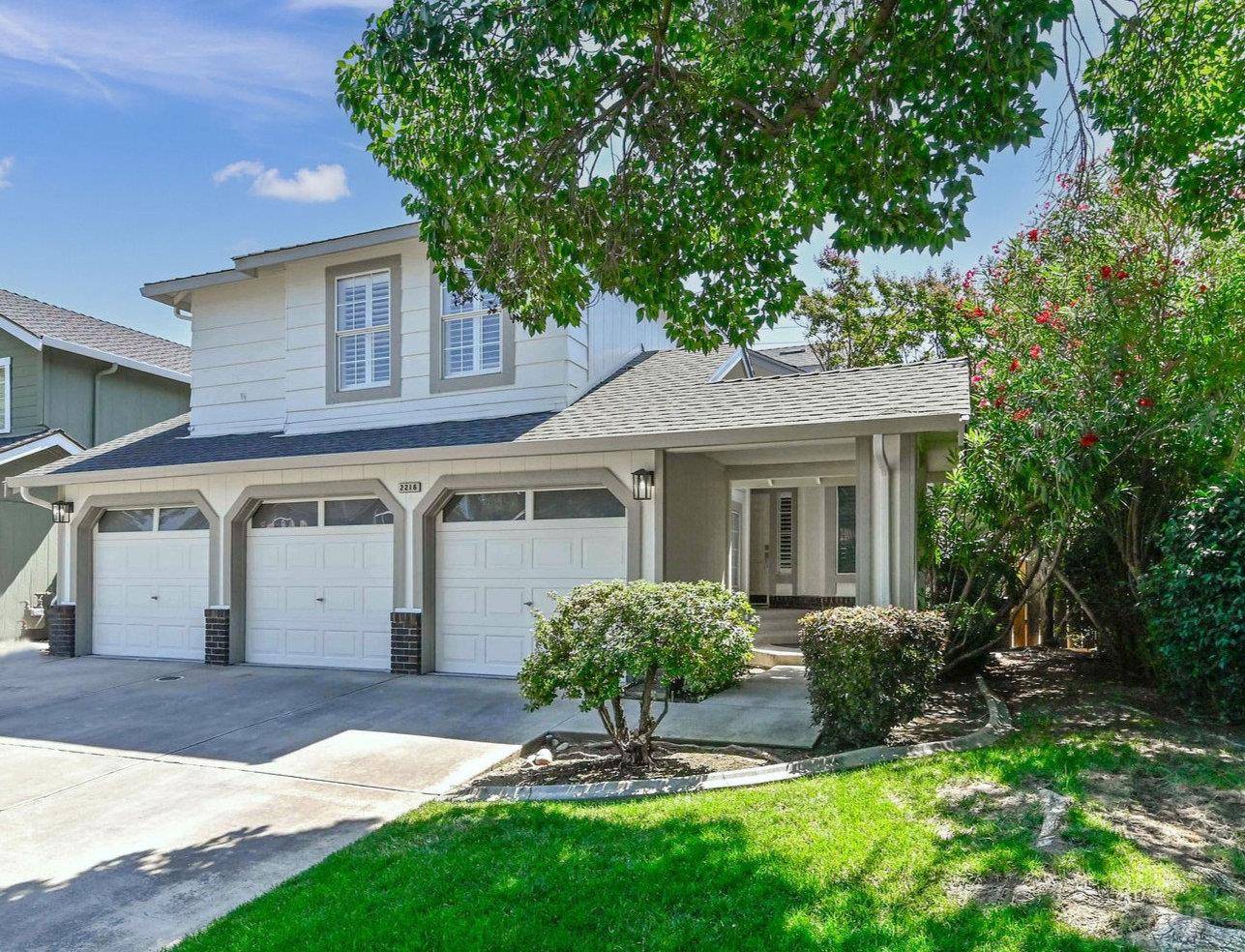 Modesto, CA 95355,2216 Boston WAY