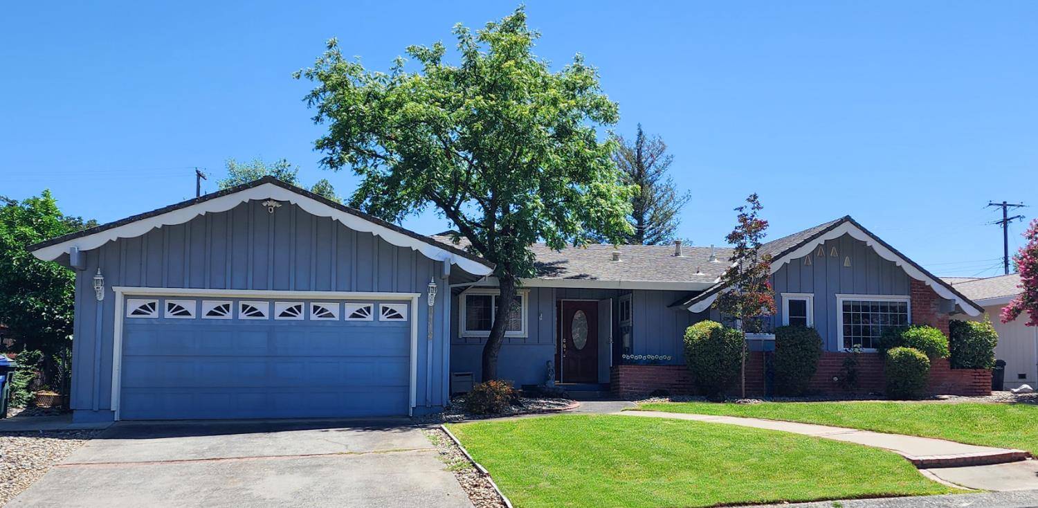 9412 Twin Lakes Ave, Orangevale, CA 95662