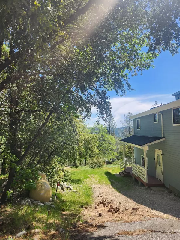 Colfax, CA 95713,1333 Highway 174