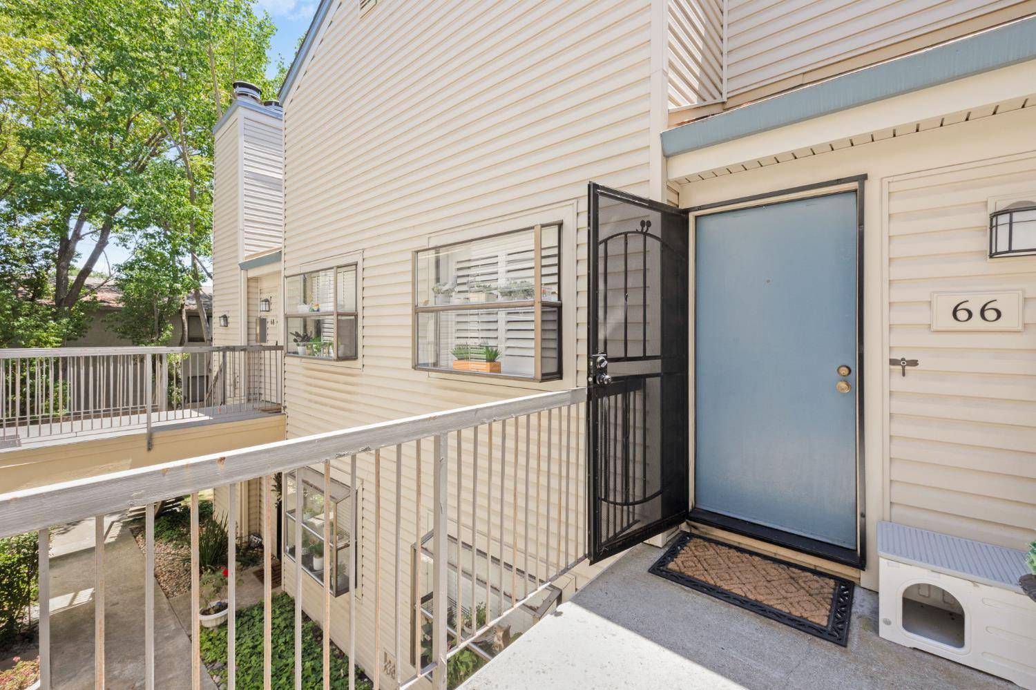 Sacramento, CA 95825,2280 Hurley WAY #66