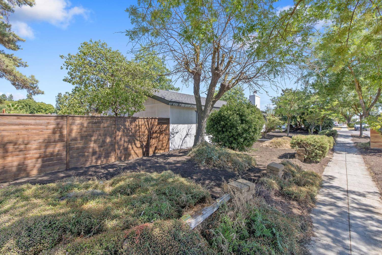Fresno, CA 93706,1463 S Teilman AVE