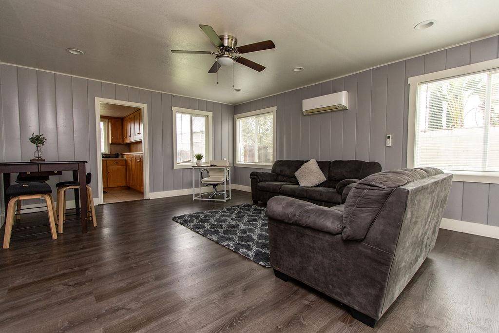 Turlock, CA 95380,123 Almond AVE