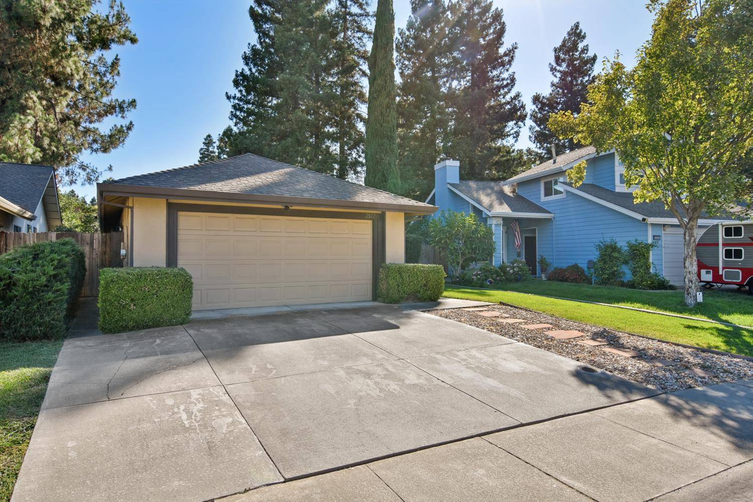 Sacramento, CA 95834,3577 Del Sol WAY