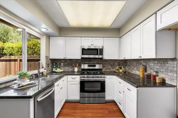 Stockton, CA 95207,10 W Lancaster