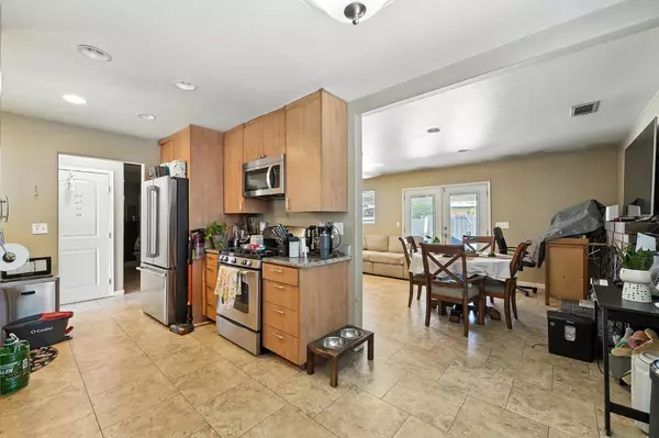 Modesto, CA 95350,1858 Waring WAY