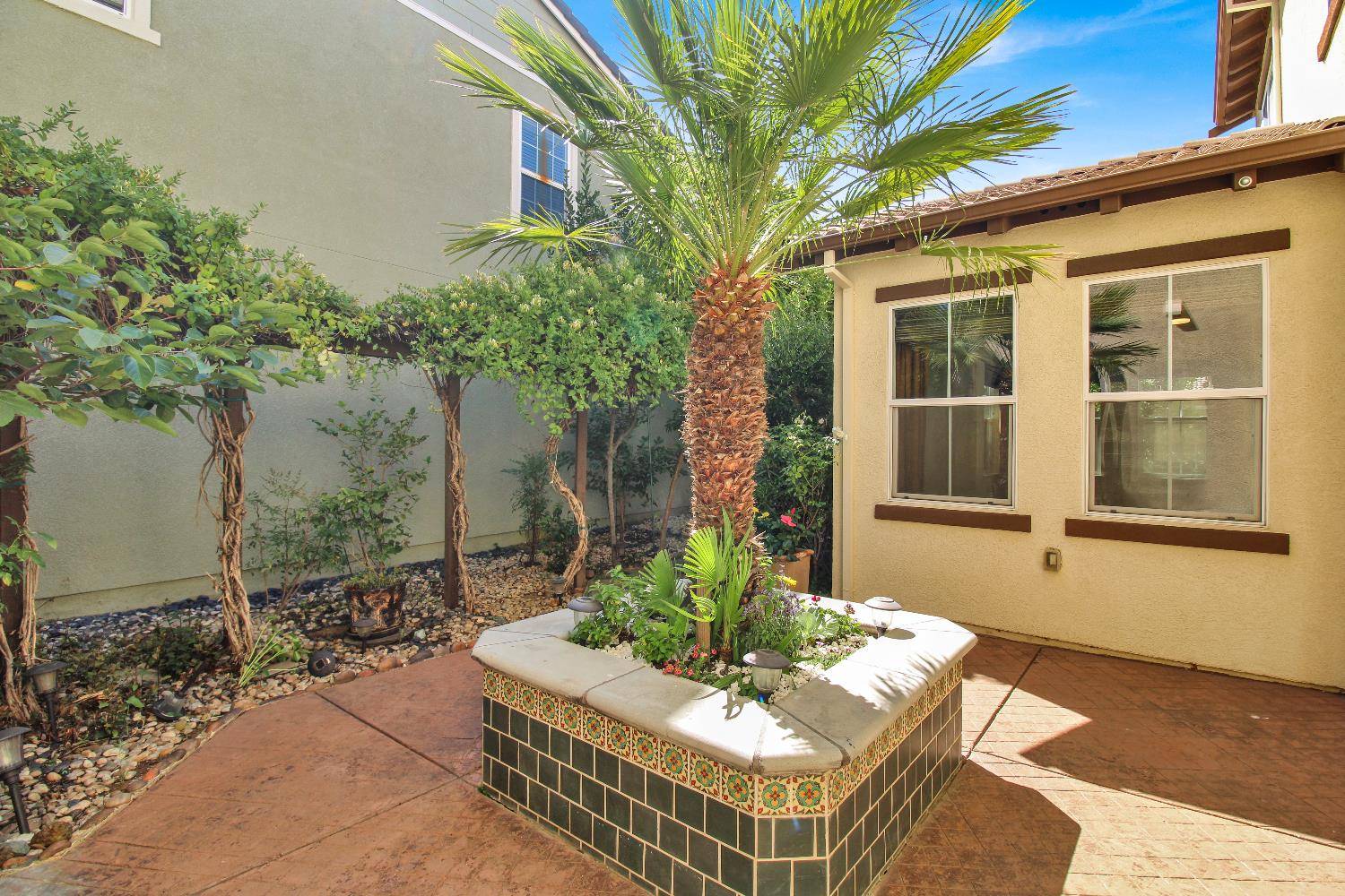 Tracy, CA 95391,617 W Esplanade DR