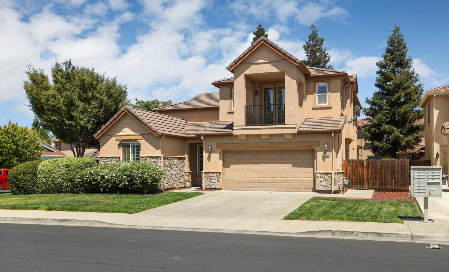 Tracy, CA 95304,1524 Badger WAY