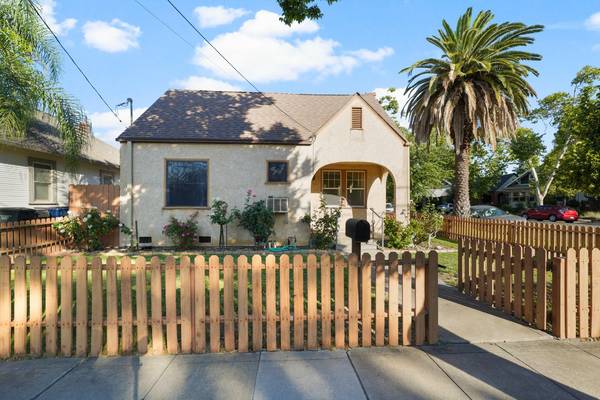 2100 25th ST, Sacramento, CA 95818