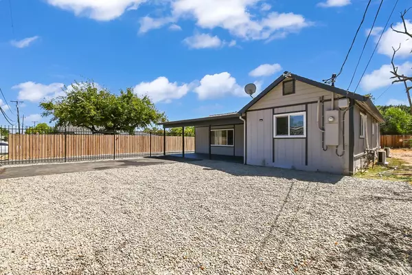 Olivehurst, CA 95961,1838 14th ST