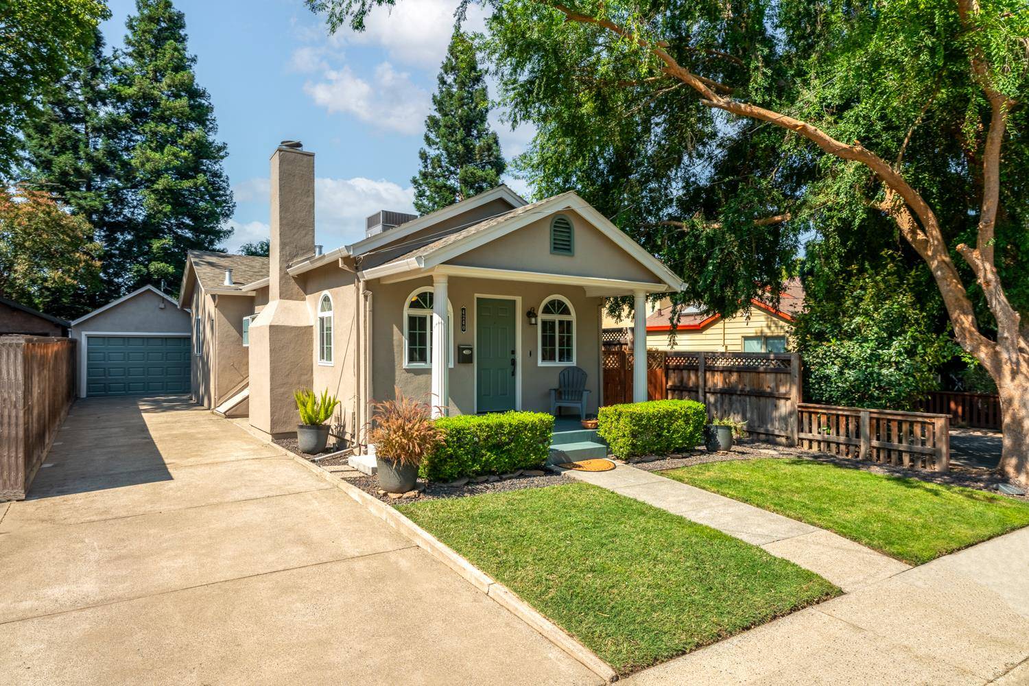 4240 C ST, Sacramento, CA 95819