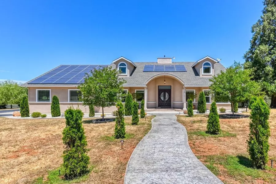 275 Tiger Lily RD, Pilot Hill, CA 95664