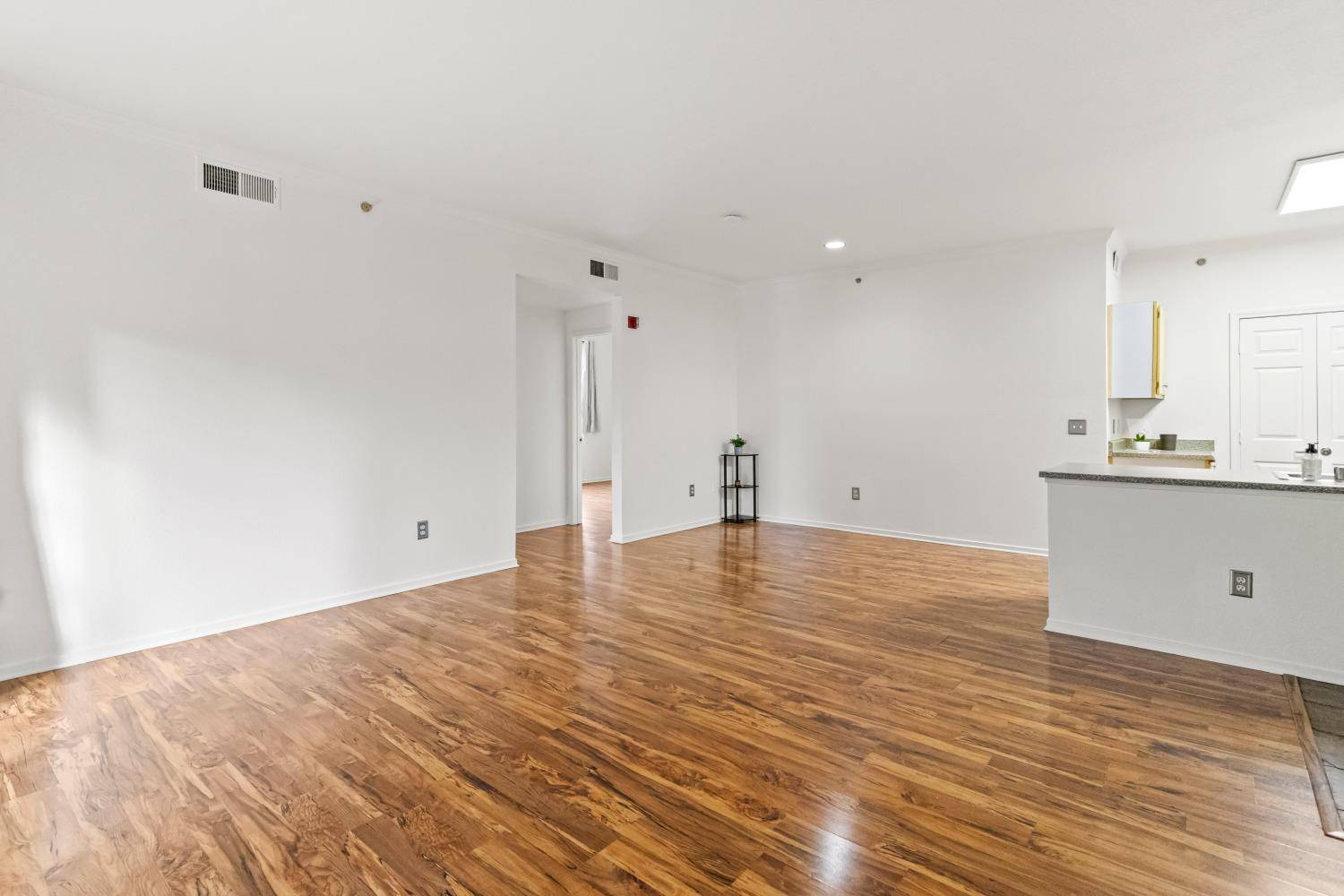 701 Gibson DR #1518, Roseville, CA 95678