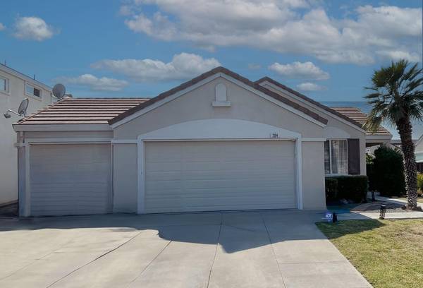 204 Martin Eden CT, Pittsburg, CA 94565