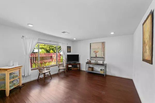 Davis, CA 95618,3028 Boulder PL