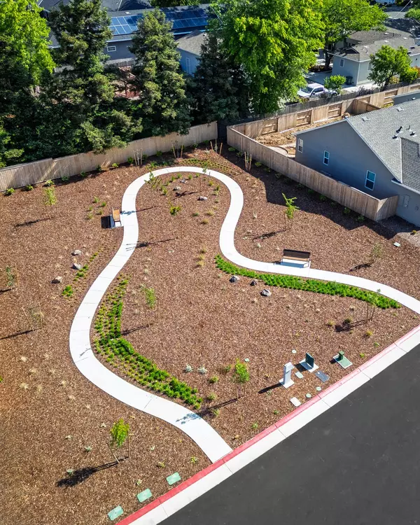 Carmichael, CA 95608,8213 Caminata LN