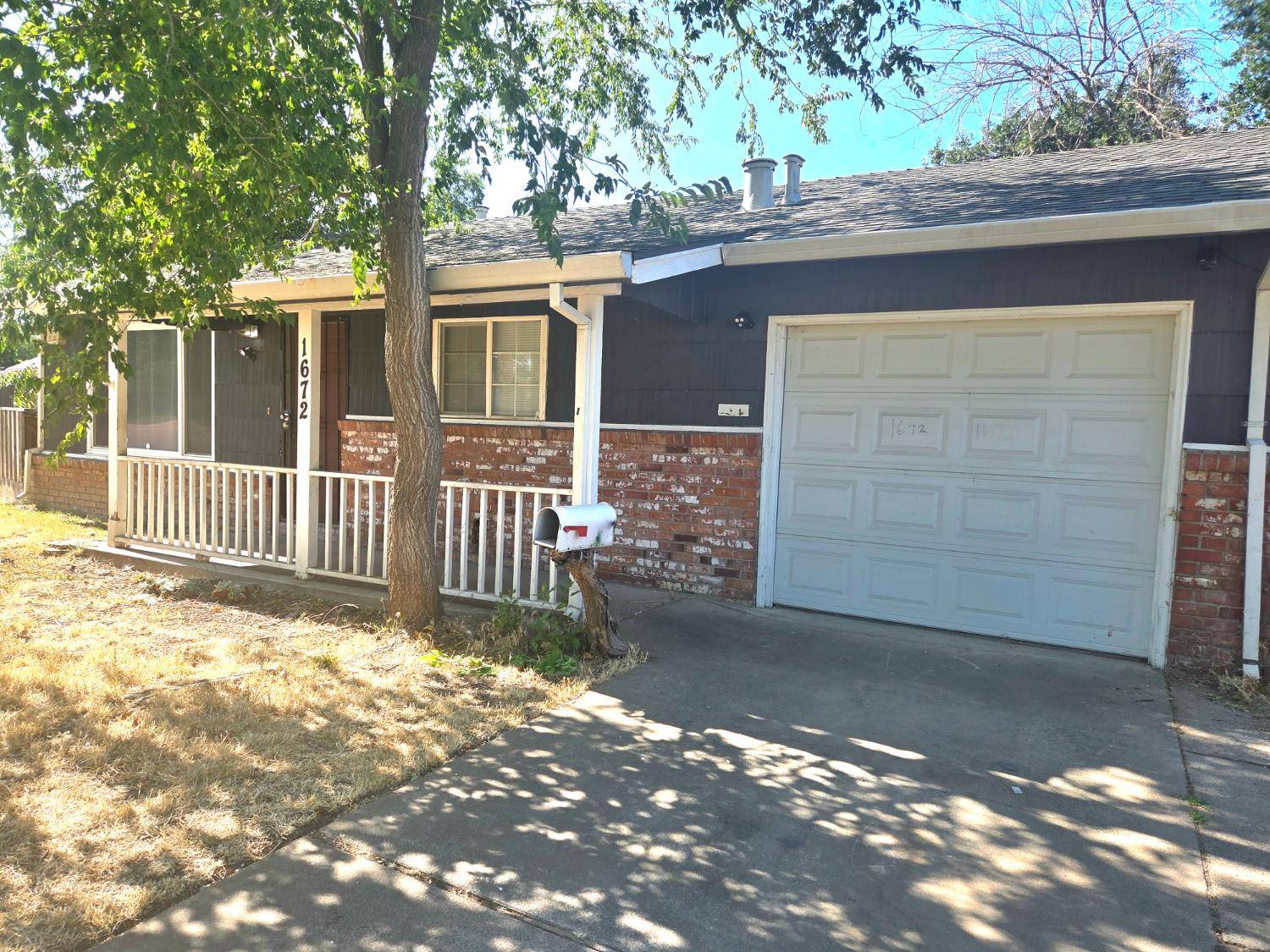 1672 Rosalind ST, Sacramento, CA 95838