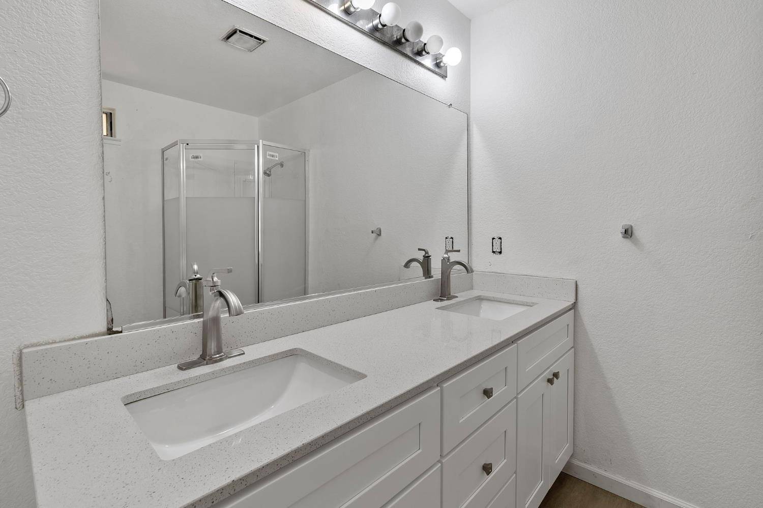 Ceres, CA 95307,1517 Hackett Road