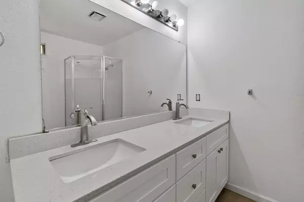 Ceres, CA 95307,1517 Hackett Road