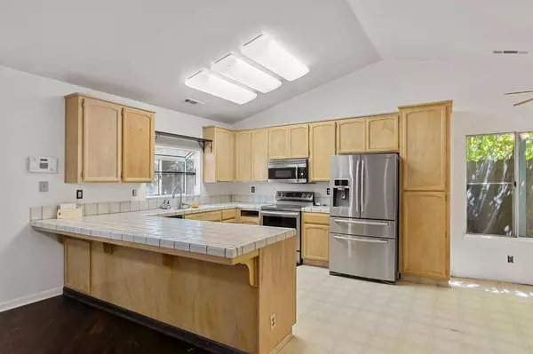 Ceres, CA 95307,1517 Hackett Road