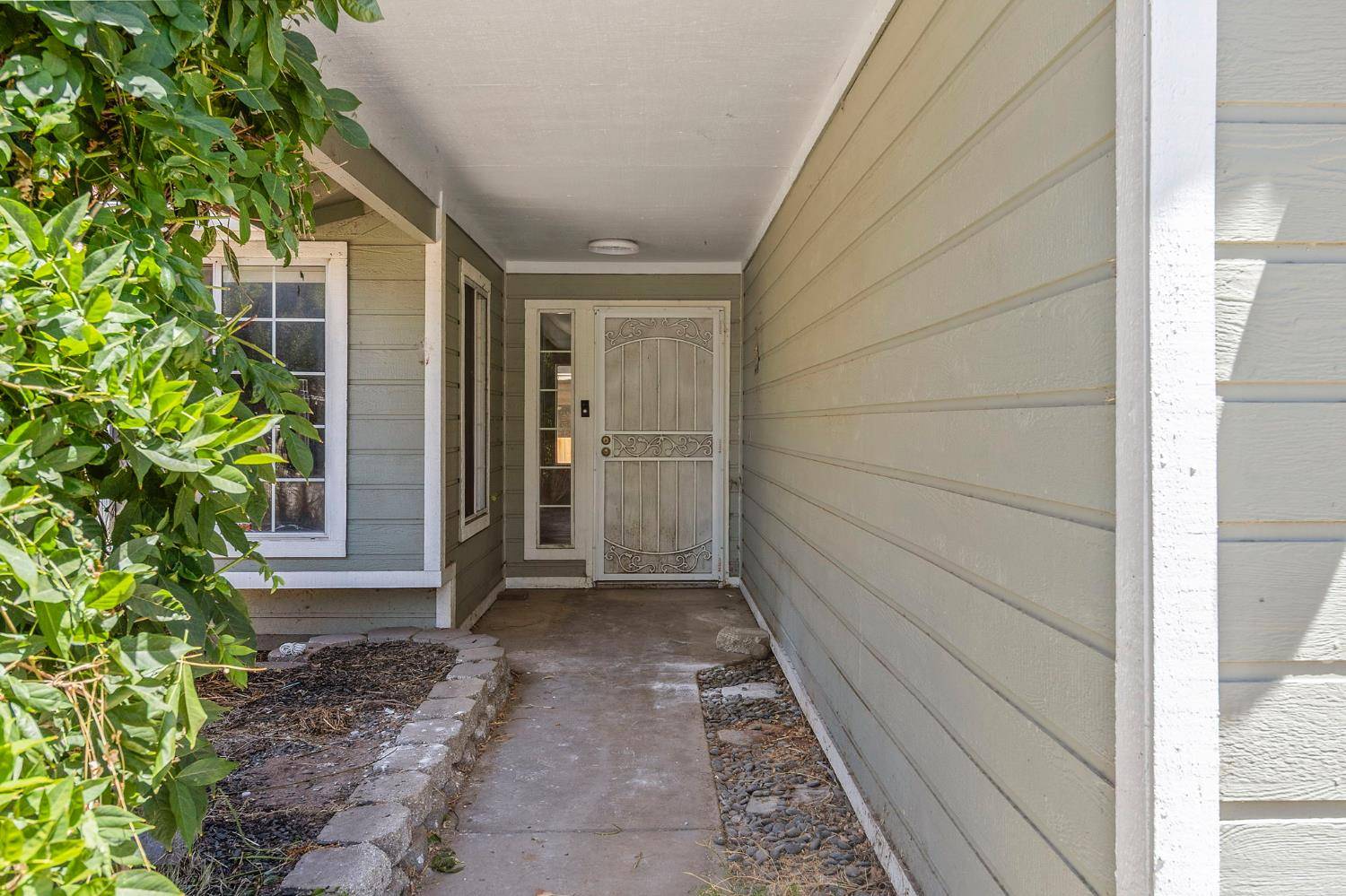 1517 Hackett Road, Ceres, CA 95307