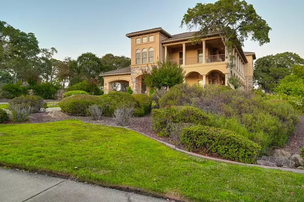 El Dorado Hills, CA 95762,185 Powers DR