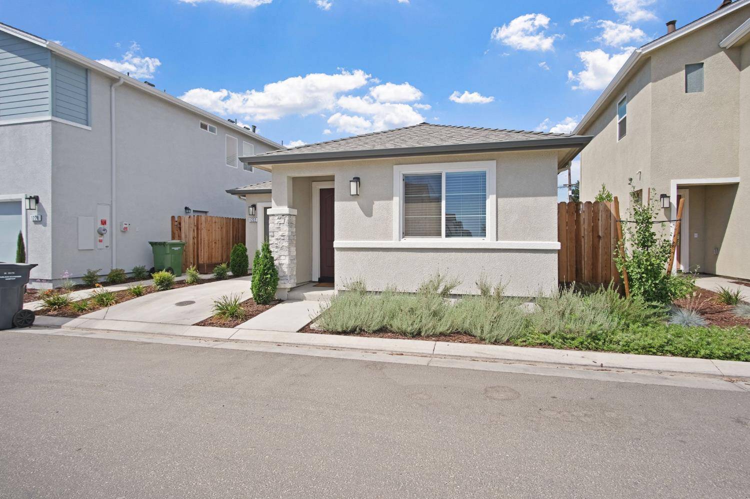 Turlock, CA 95380,1222 Impression ST
