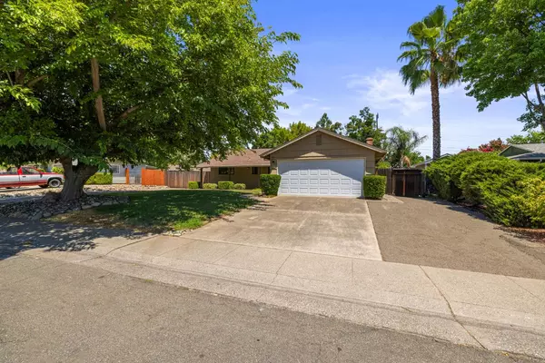 Carmichael, CA 95608,3832 Ballard DR