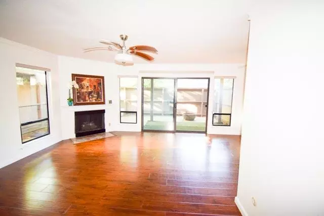 Sacramento, CA 95825,1039 Fulton AVE #381