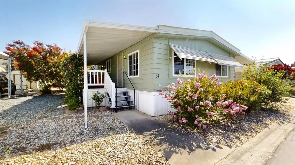 Sacramento, CA 95828,57 robles