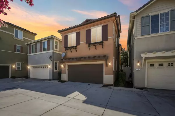 Brentwood, CA 94513,818 Queen Palm LN
