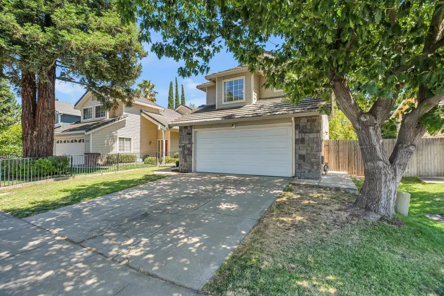8888 Gemwood WAY, Elk Grove, CA 95758