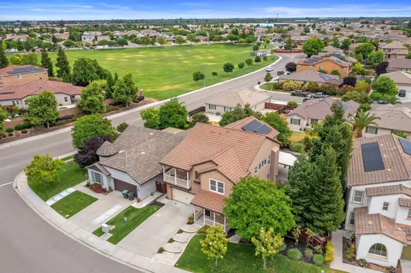 1734 Bandoni LN, Manteca, CA 95337