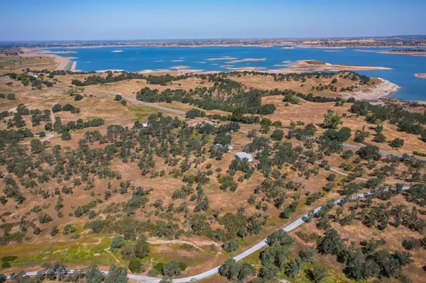 Wallace, CA 95254,203 Dancie DR