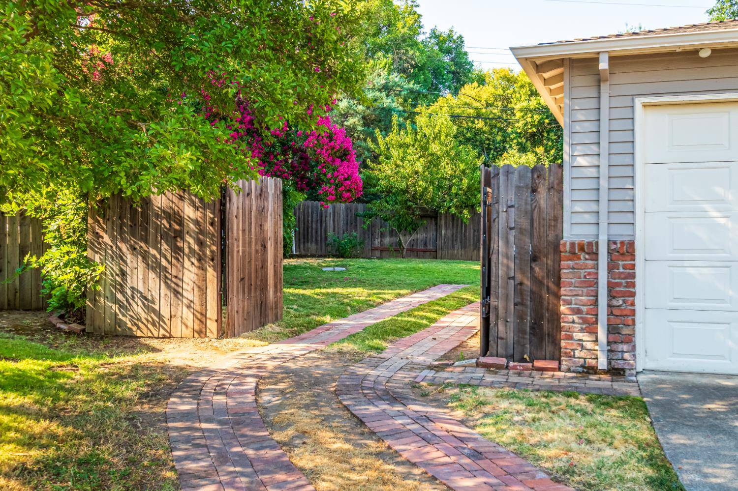 Sacramento, CA 95825,3232 Strevel WAY