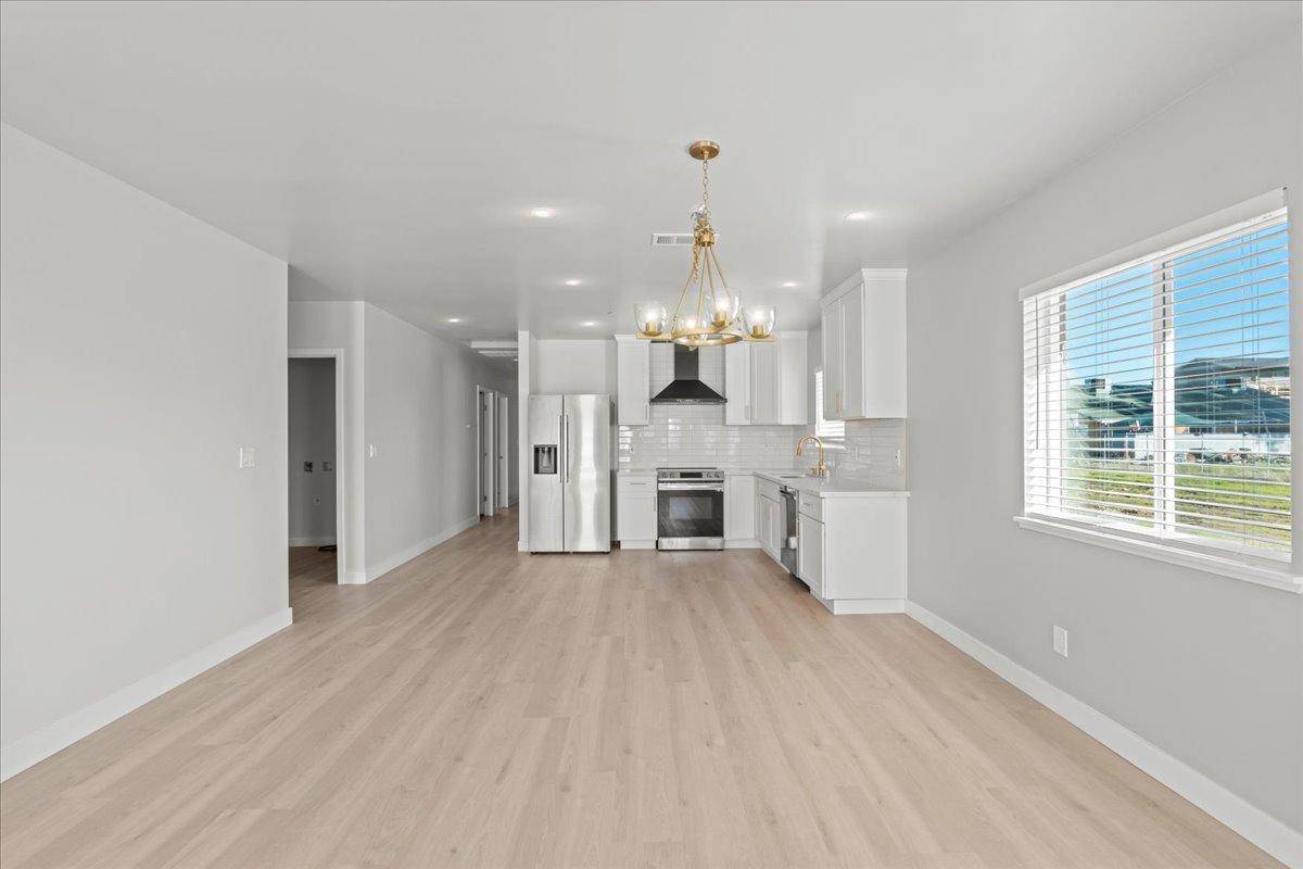 Olivehurst, CA 95961,1943 Chapman AVE