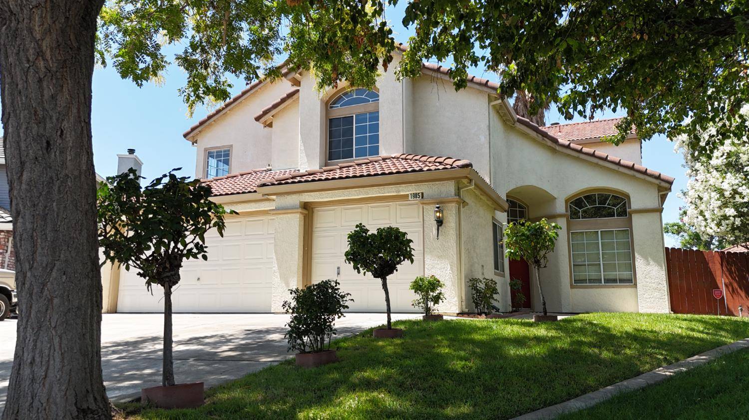 Tracy, CA 95376,1985 Birchwood CT