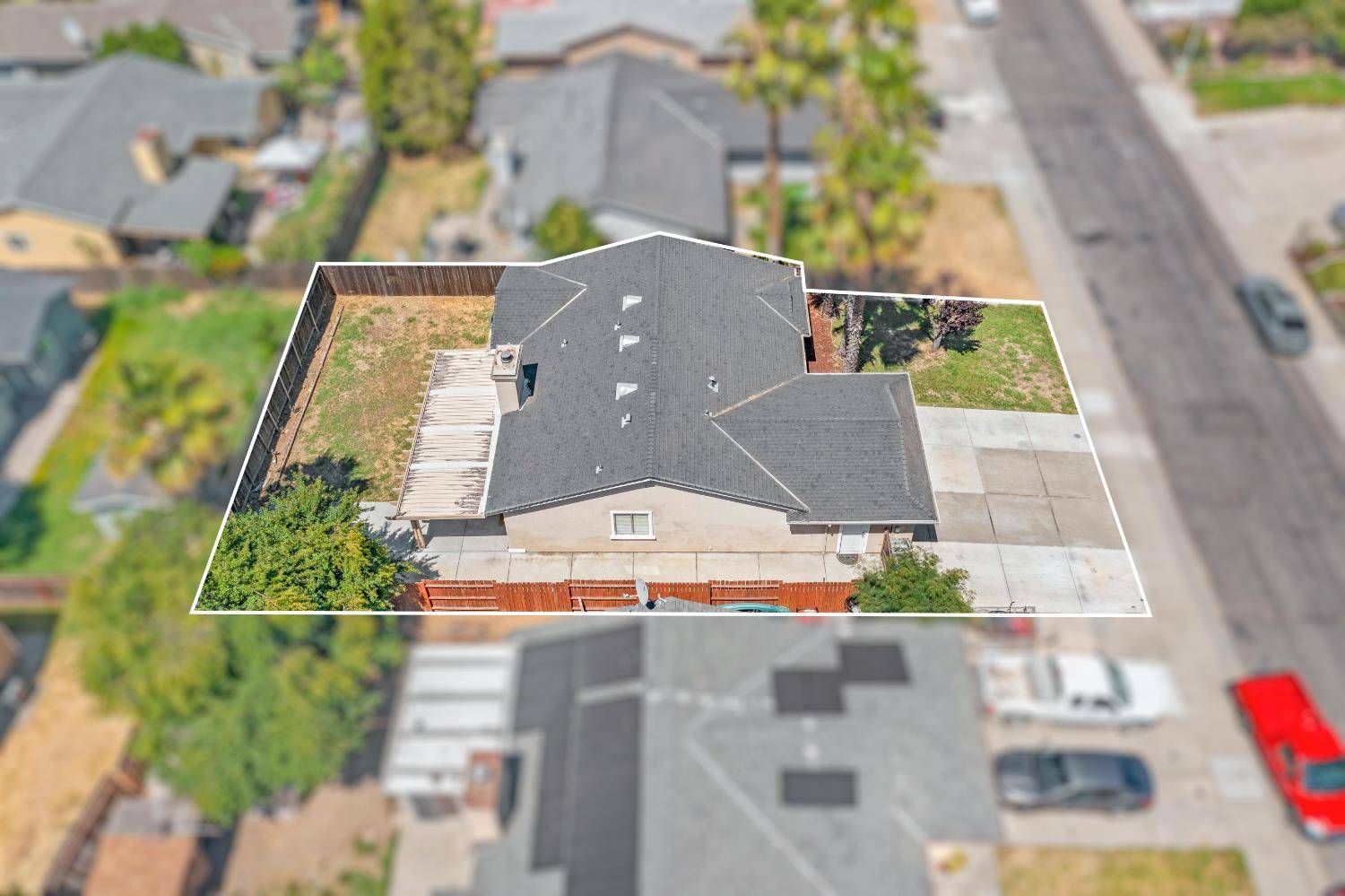 Sacramento, CA 95823,92 Hermes CIR